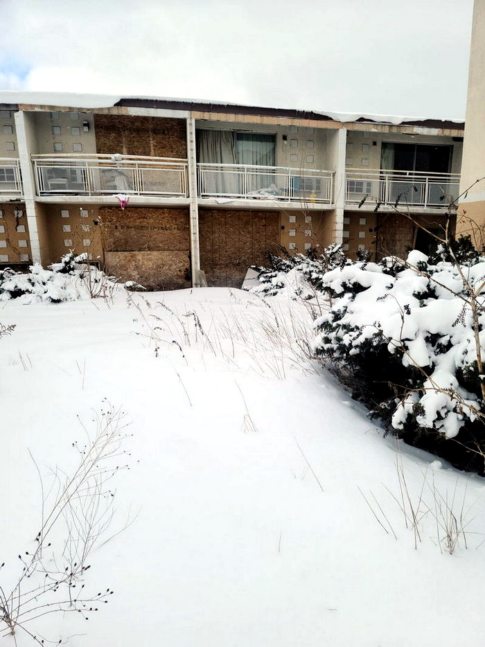 Howard Johnsons (Cosmo Extended Stay Motel) - From Tony J Mcdonald On Facebook (newer photo)